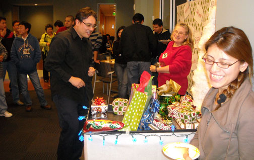 Group of guests at the gift table